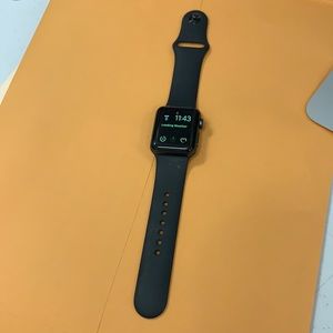 Mildly uses series 3 Apple Watch!